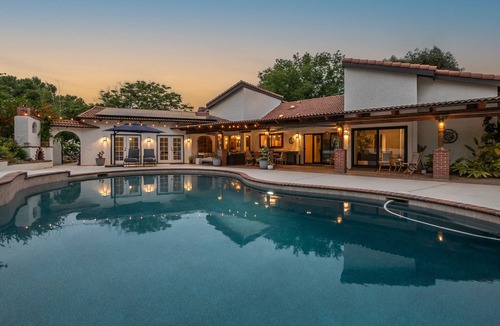 Lake Hodges House | Ultimate Escape: GameRoom, EV Charger, Pool & Spa