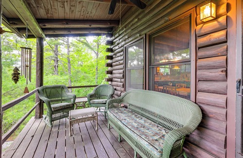 Lake Toxaway Cabin | Unplug! Lake Toxaway Cabin w/Dock Access
