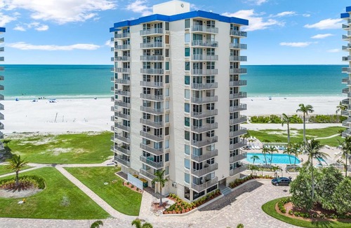 South Island Apartment | Updated Gulf Front Condo on the South End of Fort Myers Beach! condo