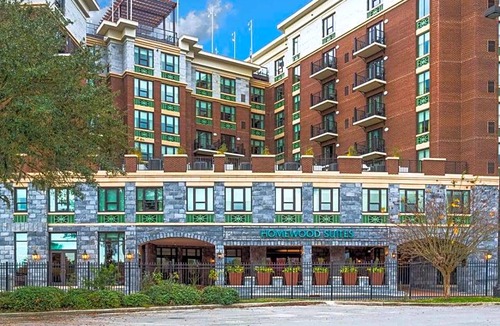 Hitch Village - Fred Wessels Homes Hotel | 3-Star Hotel ∙ Homewood Suites by Hilton Savannah Historic District/Riverfront