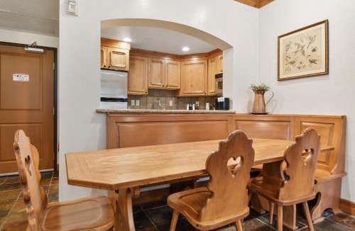Zermatt Villa | Villa 1082 - 3 Bed 3 Bath Full Kitchen villa