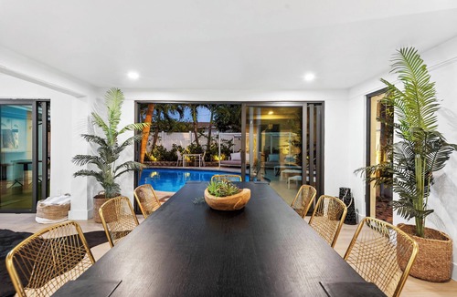 Miami Shores Villa | Villa Azur 8BR Outdoor Oasis with Poolside Bar
