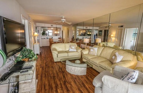 Mid Island Apartment | Villa Del Mar 403