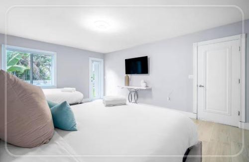 Miami Shores Villa | Villa Dune crest