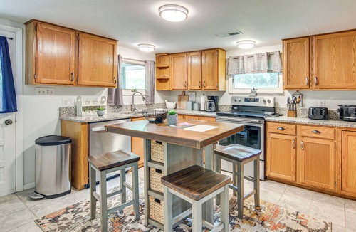 Canton House | Vintage Farm Cottage Near Hikes & Pigeon River