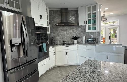 Valona House | Walk on Water at Sea Way