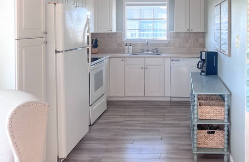 Dauphin Island House | Walk to beach, restaurants, & shopping. Charming, pet-friendly 3BR bungalow.