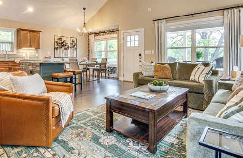 Waynesville House | Walk to Dtwn Waynesville: Home w/Deck!
