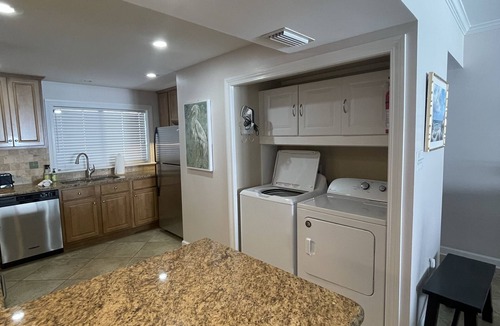 Ono Island Condo | Walk to Flora-Bama! On Beach! Rents Sunday-Sunday in June and July!