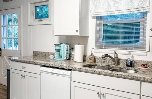 Edisto Island House | Walk to the Beach! Firepit, games, pets welcome, bring your boat!