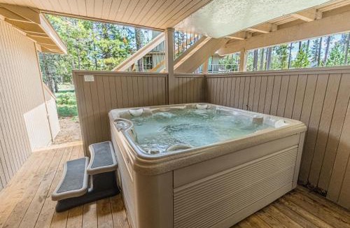 Sunriver House | Warbler - Unit 15