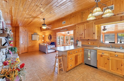 Arley Cabin | "WATER'S EDGE" - Main Channel views, flat lot, boat slip and PWC port!