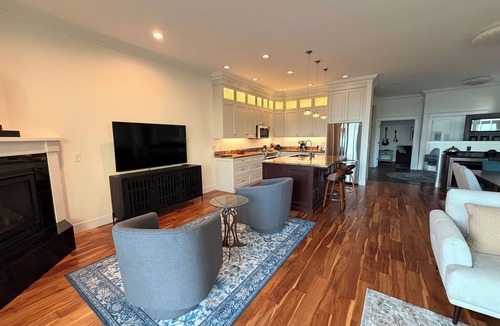 Bellingham House | Waterfront, unobstructed view of Bellingham Bay, luxury 3+ bedroom townhouse