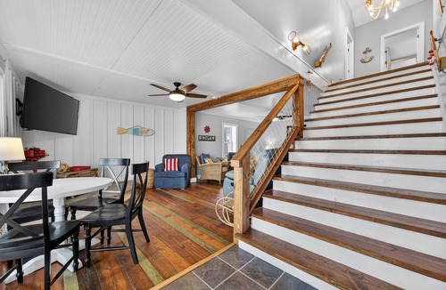 Eatonton House | Welcome to On Pointe: 4 bedrooms, Sleeps 10, Kayaks, Hot tub, Game room + MORE!