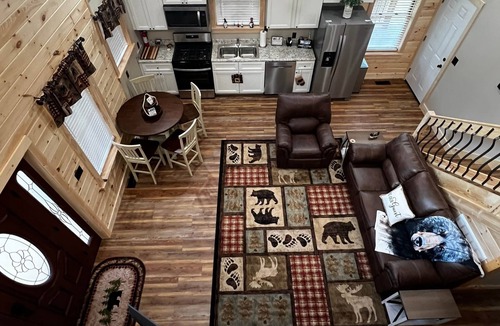 White Pine Cabin | Welcome to our Lake Escape!