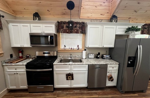 White Pine Cabin | Welcome to our Lake Escape!