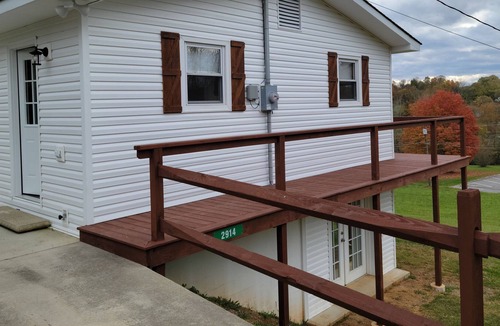 Kodak House | Welcome to Triple C Rentals, this home is clean, comfortable and convenient!!!!!