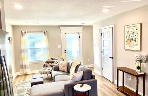Biloxi House | Welcome to your coastal cottage, a charming 3-bedroom beach home!
