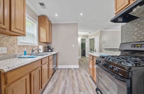 Capitol View House | West End Retreat Near Downtown ATL & Beltline