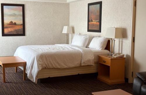 Westlock Hotel | Westlock Inn & Conference Centre