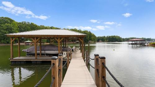 Troutman House | Whitetail Cove by AvantStay