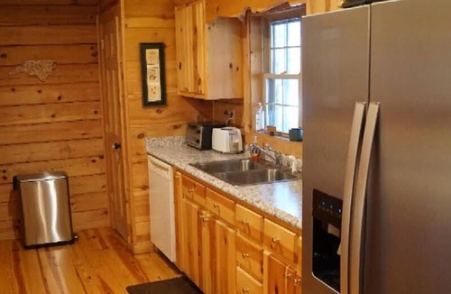 Settlers Ridge House | Wild Peace Secluded in Nature Fireplace, Pit