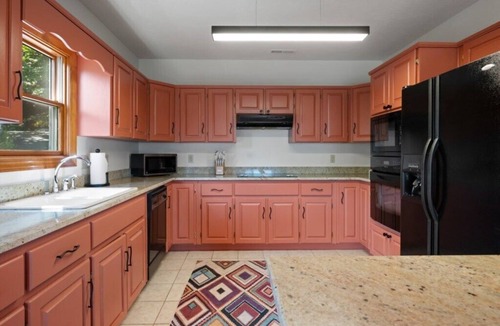 Maggie Valley Cabin | Wildflower Cabin - 5 BR, 4.5 BA, 3 FPLC, 2 FP, HT