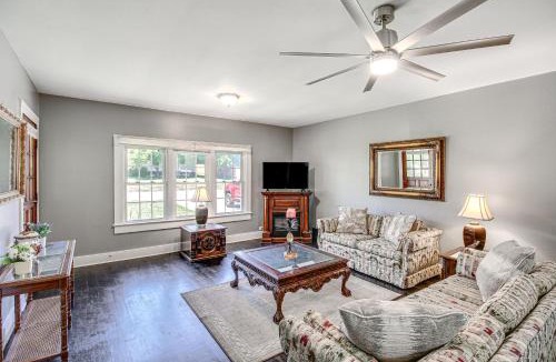 Winchester House | Winchester Home with Large Yard Near Tims Ford Lake