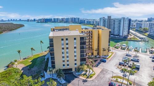 South Island Apartment | Winward Point Unit 211 condo