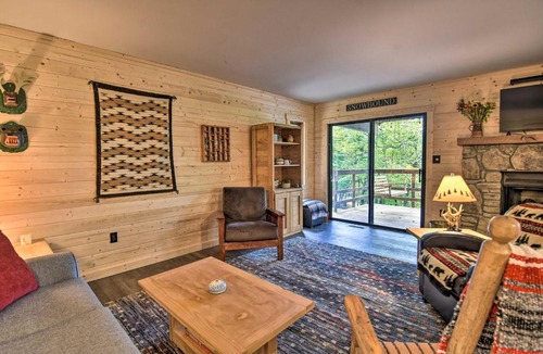 Wolf Laurel House | Wolf Laurel Resort Cabin Near Hiking and Skiing!