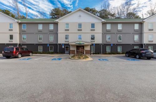 Ben Hill Hotel | WoodSpring Suites Atlanta Airport