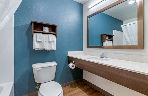 Dock Junction Hotel | WoodSpring Suites Brunswick