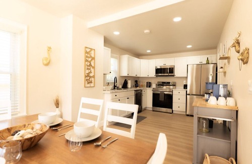 Dunlap House | Work, Rest & Gather | Spacious 3BR w/ Modern Charm
