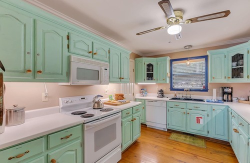 Houston House | Wrenwater on Brushy Creek - double decker dock!