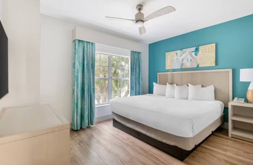 West Kissimmee Hotel | Your Next Favorite Vacation Spot Is Ready to Welcome You! Outdoor Pool, Kitchen!