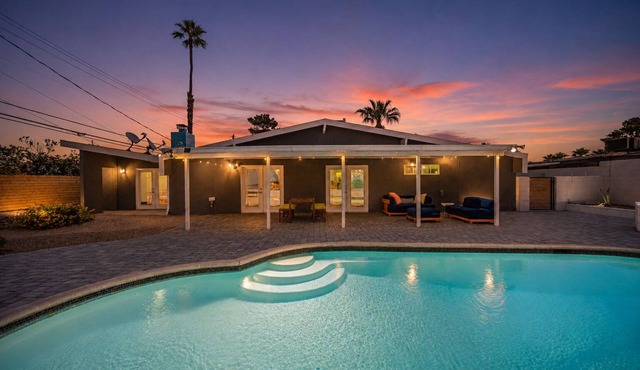 𝜗 Paradise Palms, Private Pool Oasis near STRIP in Las Vegas