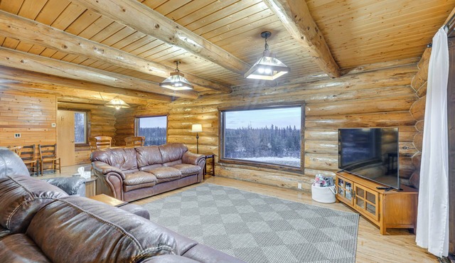 < 1 Mi to Kenai River: Spacious Cabin w/Deck! in Sterling
