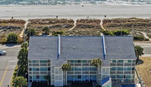 10 Steps to Paradise, Ocean View, Pool, Main Floor