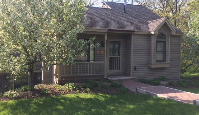 2 Bedroom, 2 bath home in The Galena Territory. Close to Eagle Ridge Resort in Galena