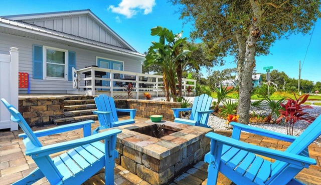2-Min Walk to Beach | Hot Tub, Fire Pit & Beach Gear