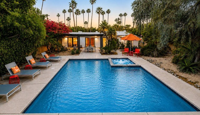 25% Off July! Perfect For Families -Pool, Jacuzzi* in Palm Springs