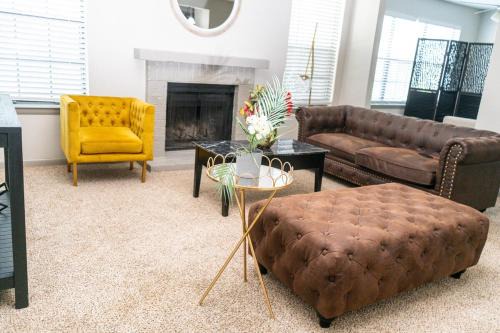 2BR 2BA Huntsville City Center