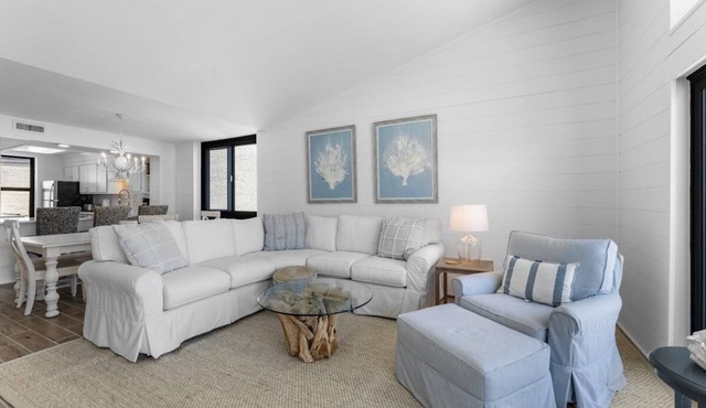 3 Bdrm 2.5 Bath Oceanfront Condo