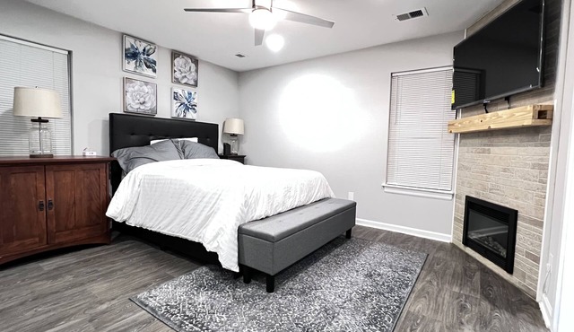 A Home Stay on Business Trip - Near Airport