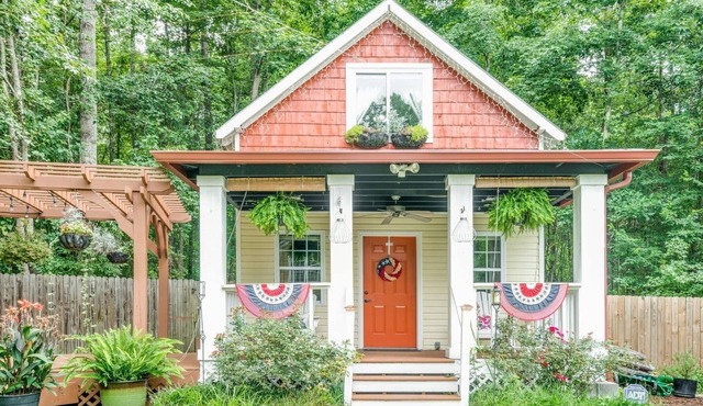 A suburban cottage in Georgia