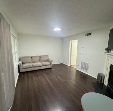 Affordable 2BR Near Atlanta - King and Queen Beds
