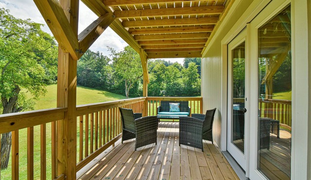 Aiken Rd - 6 BR - hot tub and game room
