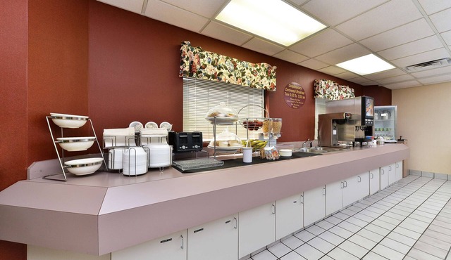Americas Best Value Inn & Suites Morrow Atlanta