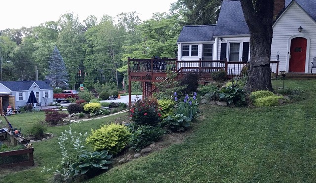 Asheville Romantic Restful Retreat