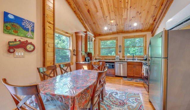 Barn-Style Georgia Vacation Rental - Pet Friendly!